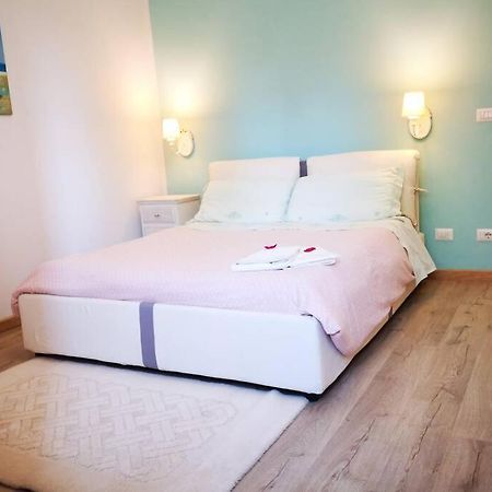 Delizioso Appartamento Cosy Ristrutturato بارما المظهر الخارجي الصورة