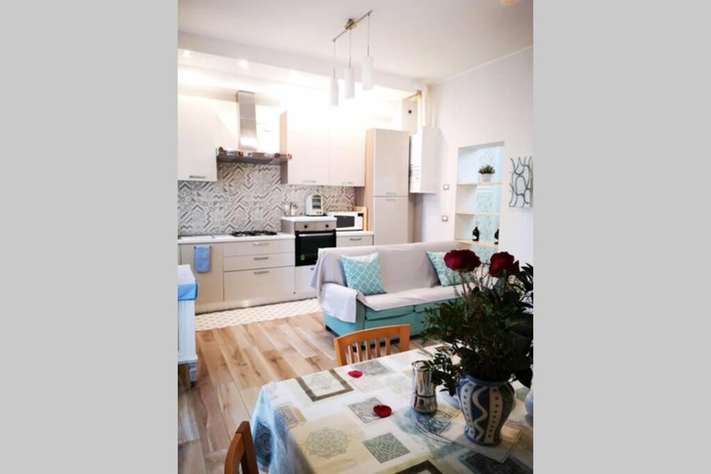Delizioso Appartamento Cosy Ristrutturato بارما المظهر الخارجي الصورة